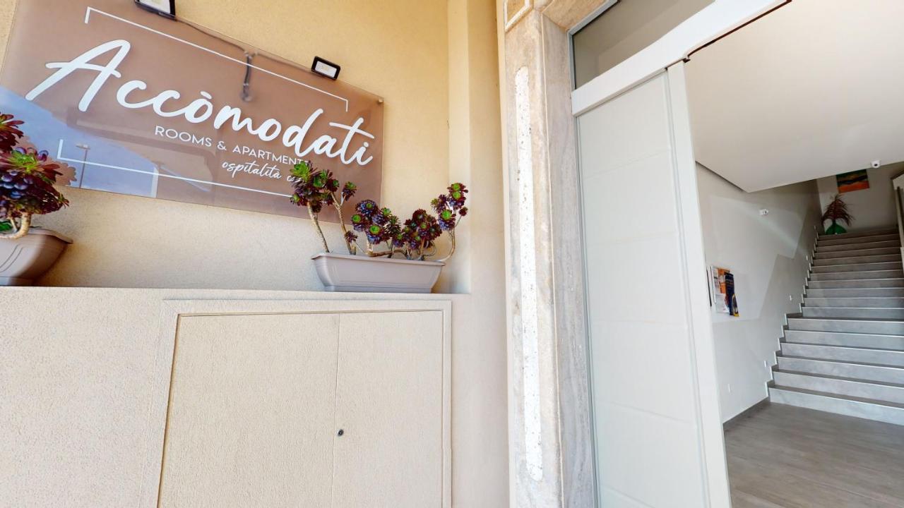 Accomodati B&B マリーナ・ディ・ジョイオーザ・イオーニカ エクステリア 写真