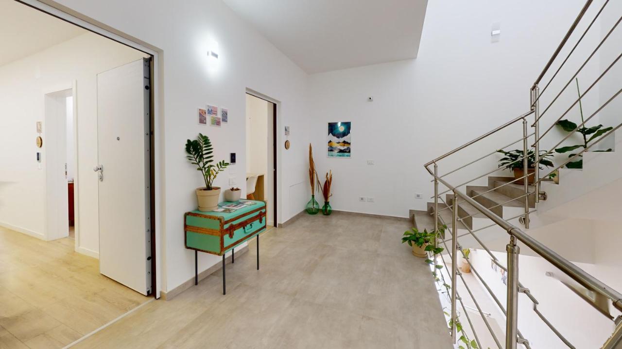 Accomodati B&B マリーナ・ディ・ジョイオーザ・イオーニカ エクステリア 写真
